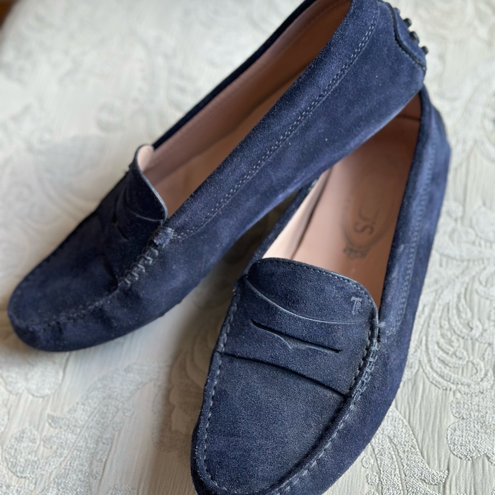 Preloved Tod’s Loafers